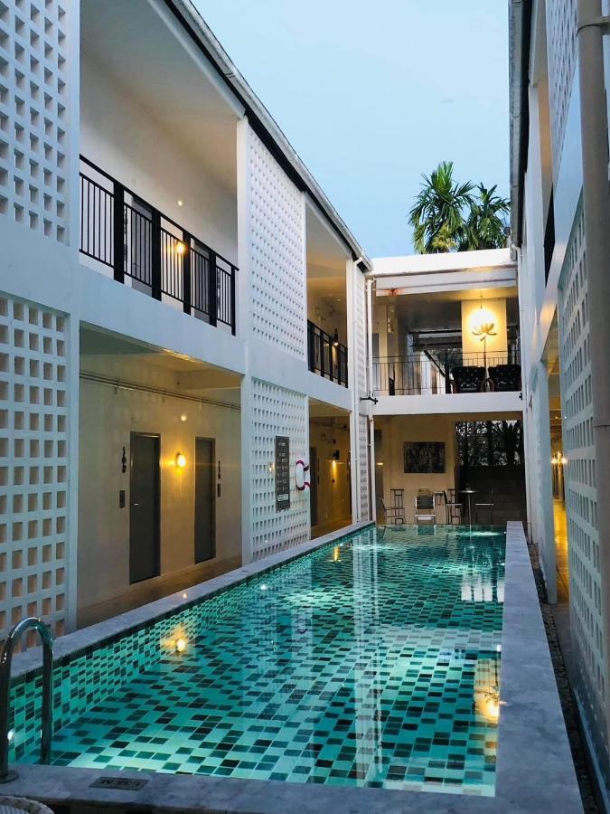 The Rubber Hotel Phuket Таланг Екстер'єр фото