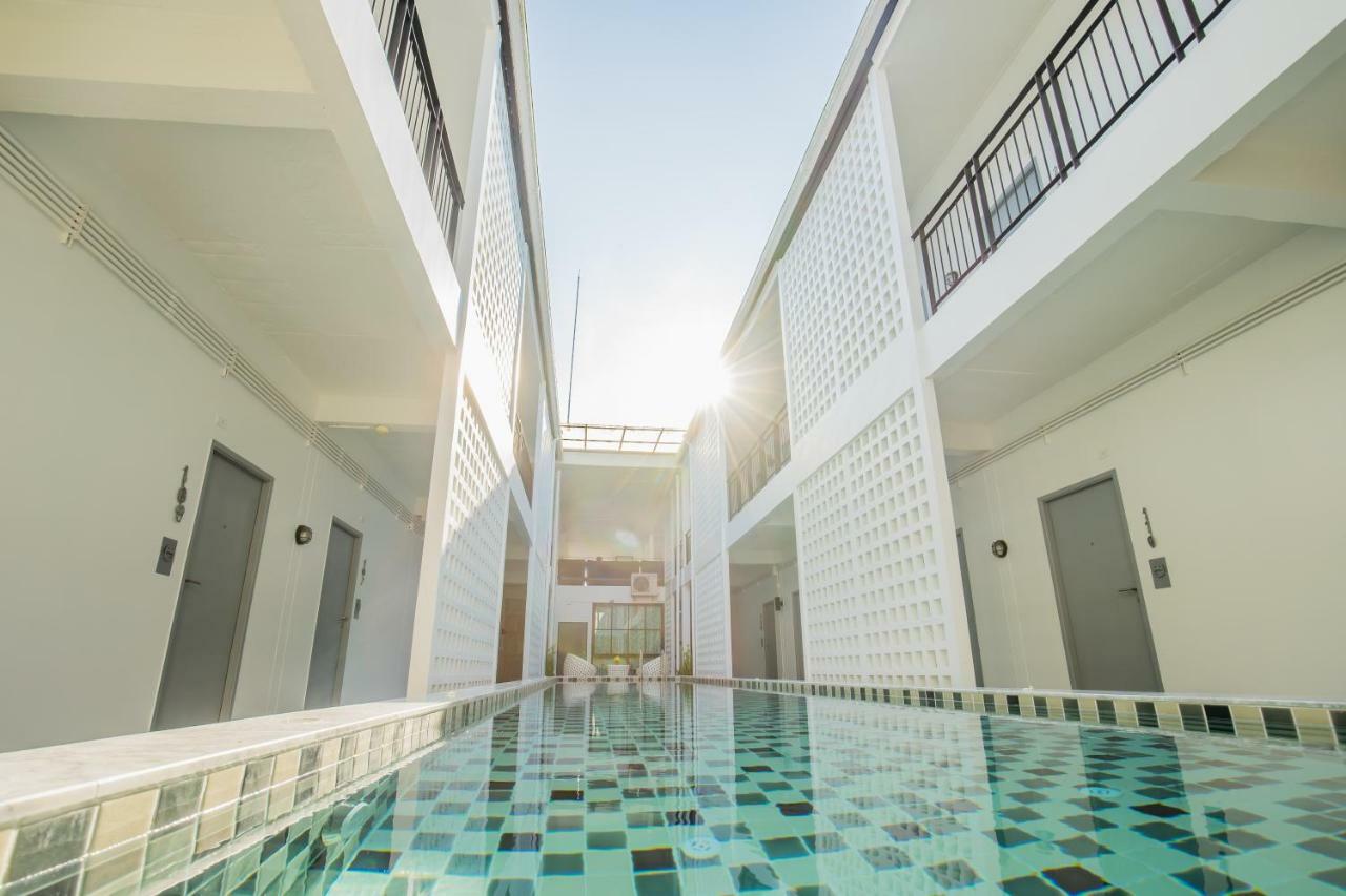 The Rubber Hotel Phuket Таланг Екстер'єр фото
